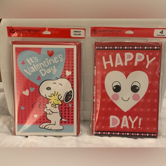 NWT Set of Valentines Day Hallmark Greeting Cards Snoopy and Assorted 18 Cards - Picture 1 of 11